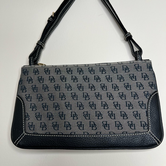 Vintage Dooney & Bourke Black and Gray Logo Shoulder Bag - Picture 4 of 5